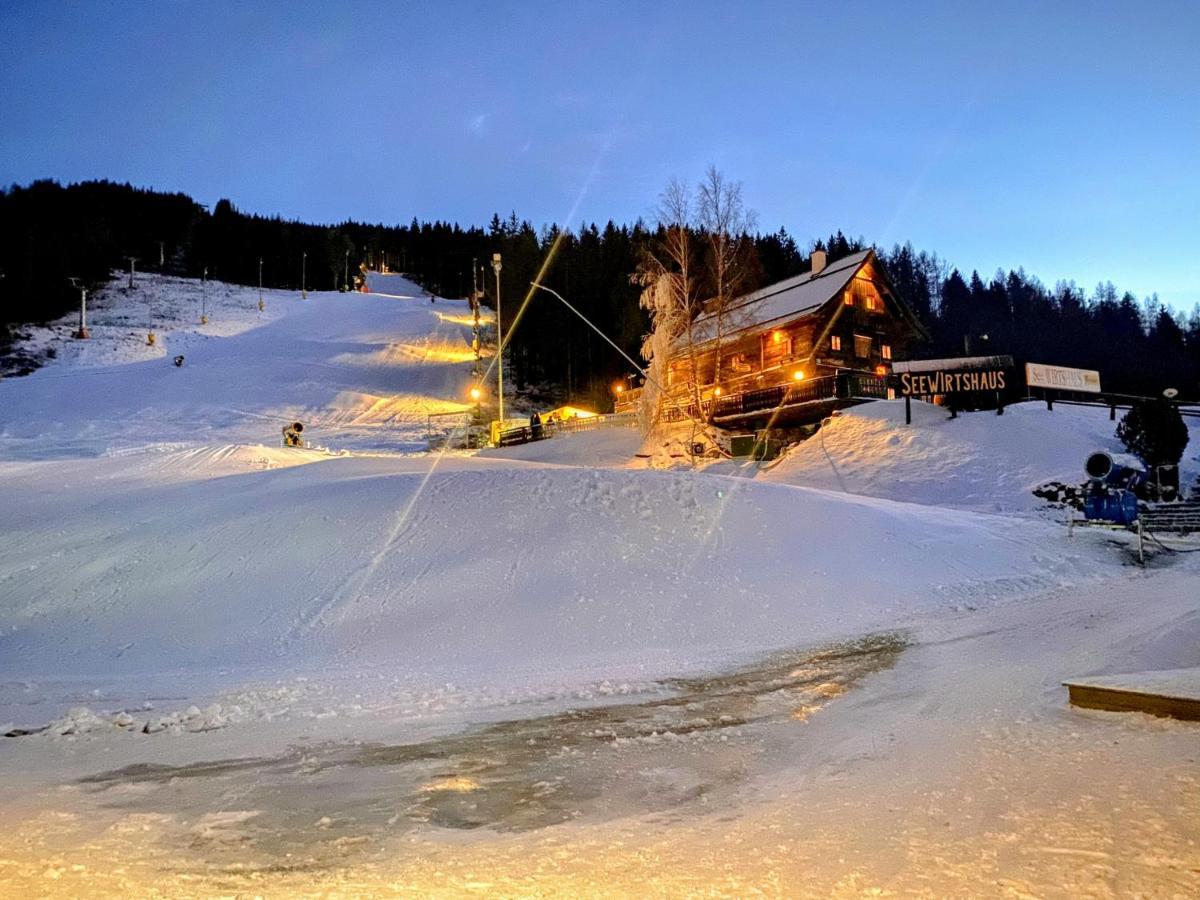Art In Waldfrieden Apartamento Semmering Exterior foto