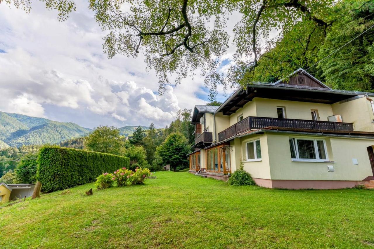 Art In Waldfrieden Apartamento Semmering Exterior foto