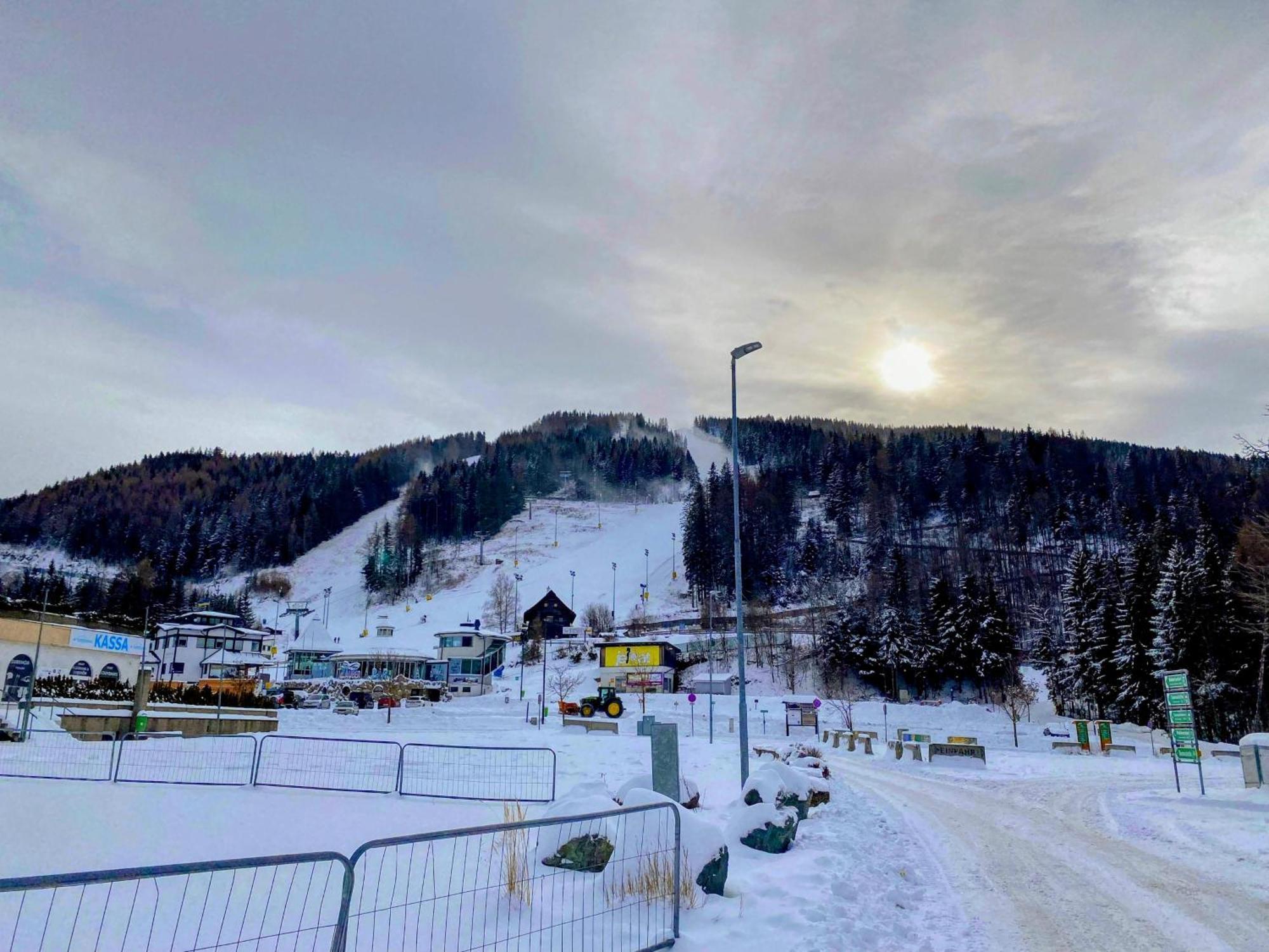 Art In Waldfrieden Apartamento Semmering Exterior foto