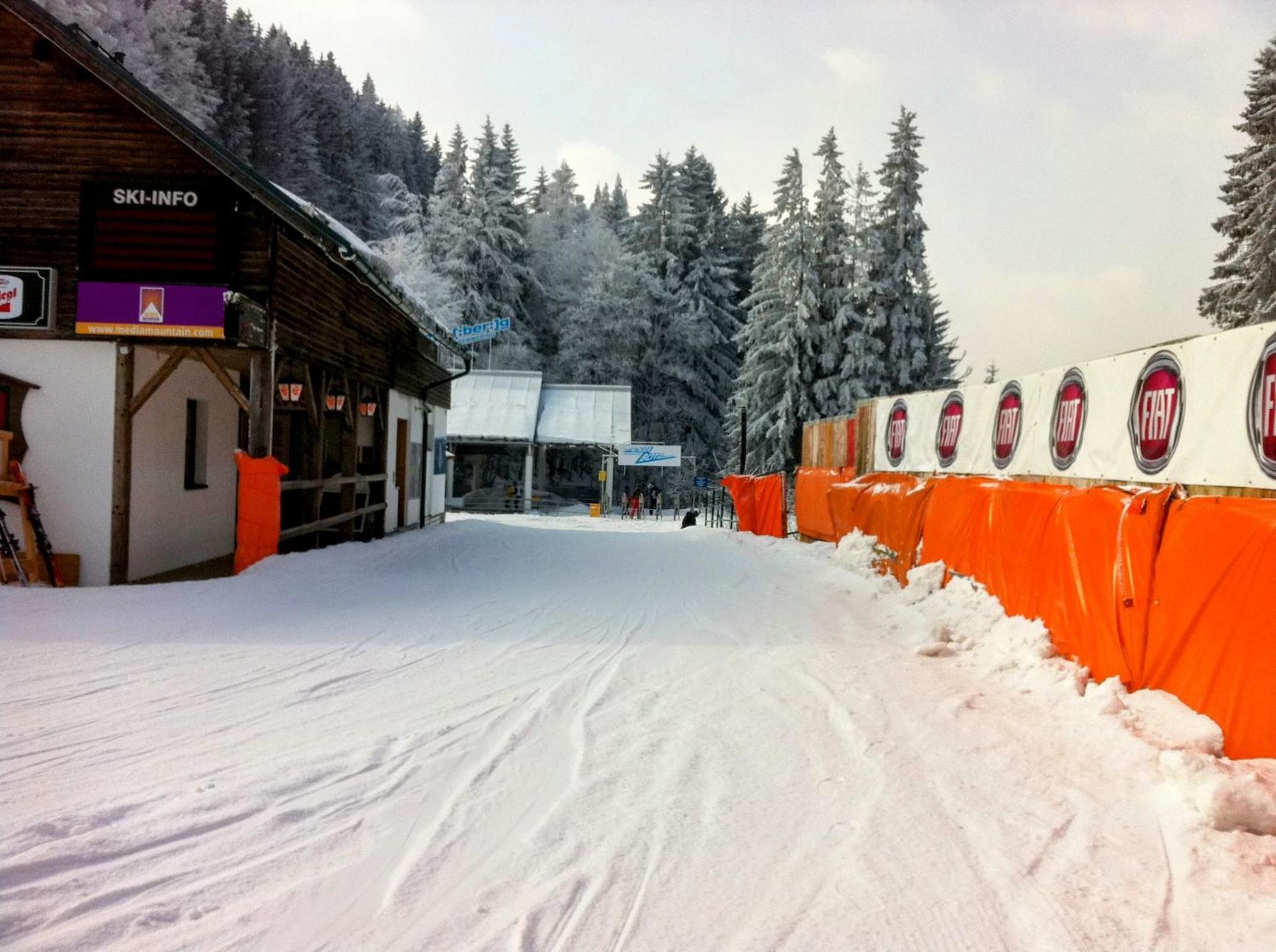 Art In Waldfrieden Apartamento Semmering Exterior foto